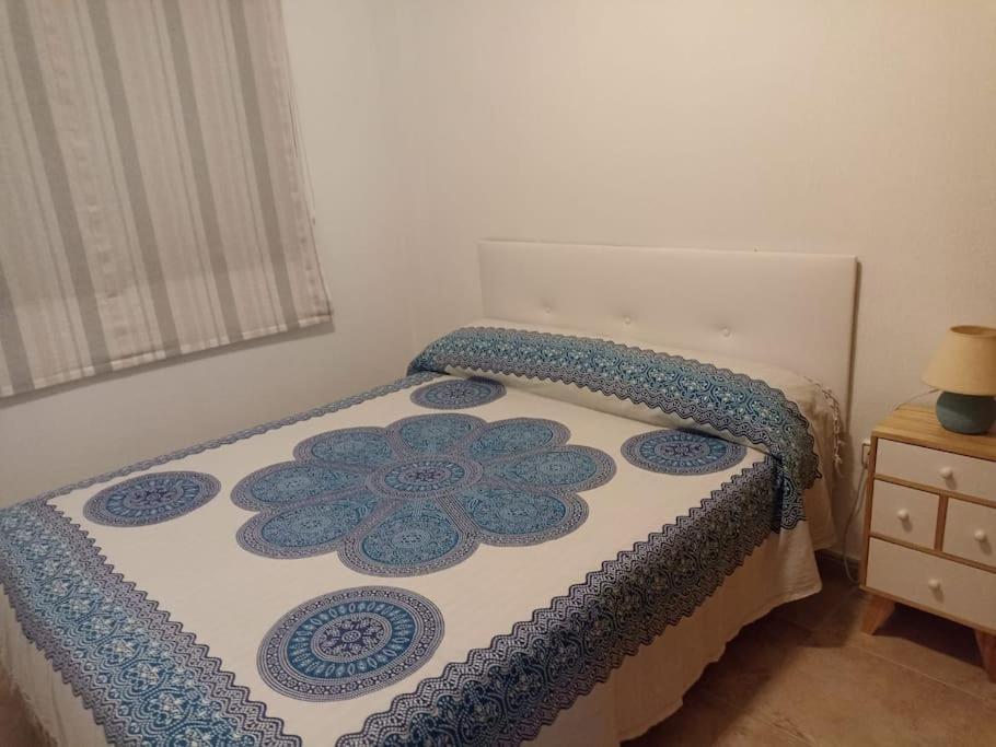 Bungalow En Primera Linea Del Mar Ареналес дел Сол Екстериор снимка