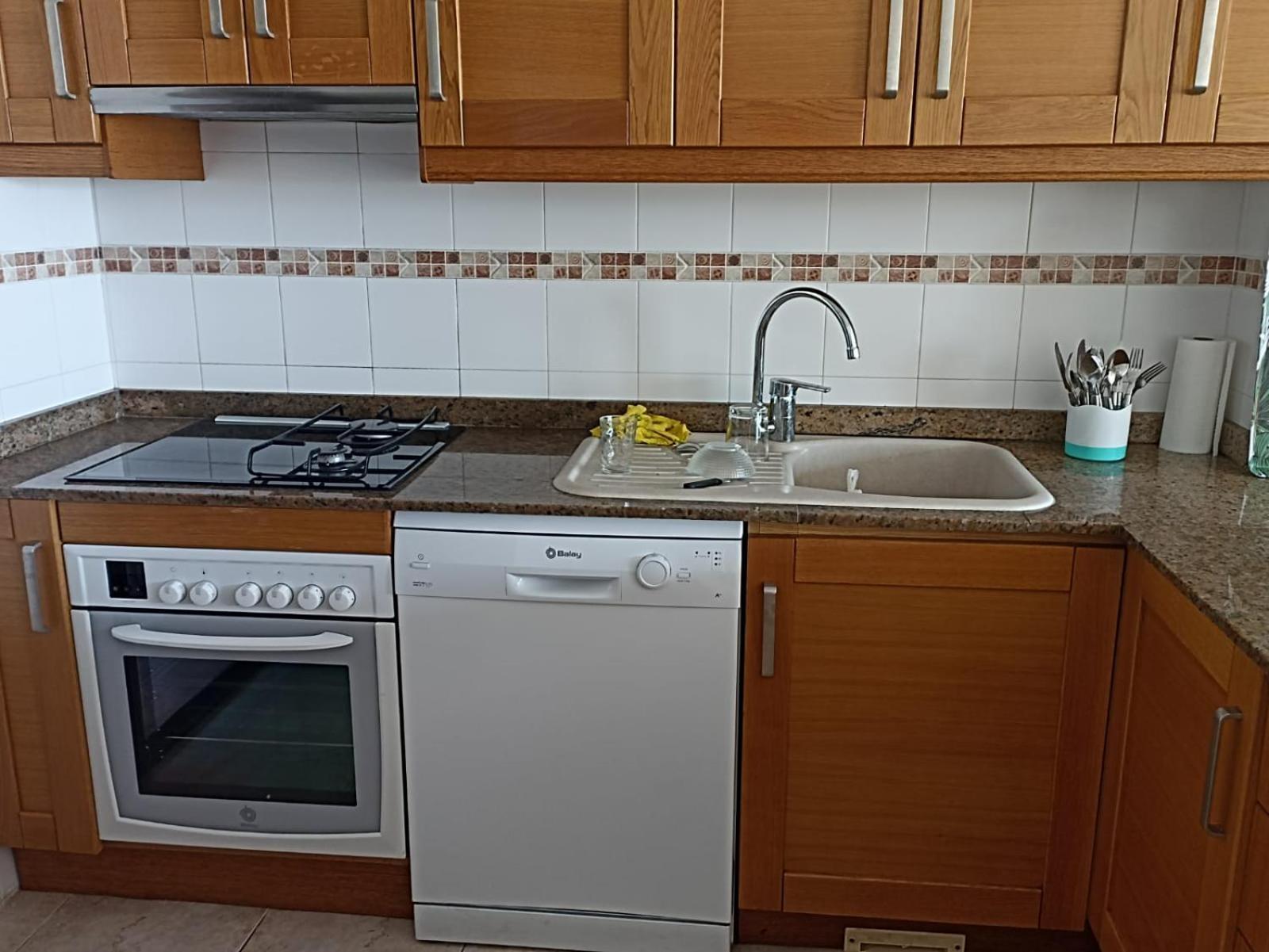 Bungalow En Primera Linea Del Mar Ареналес дел Сол Екстериор снимка